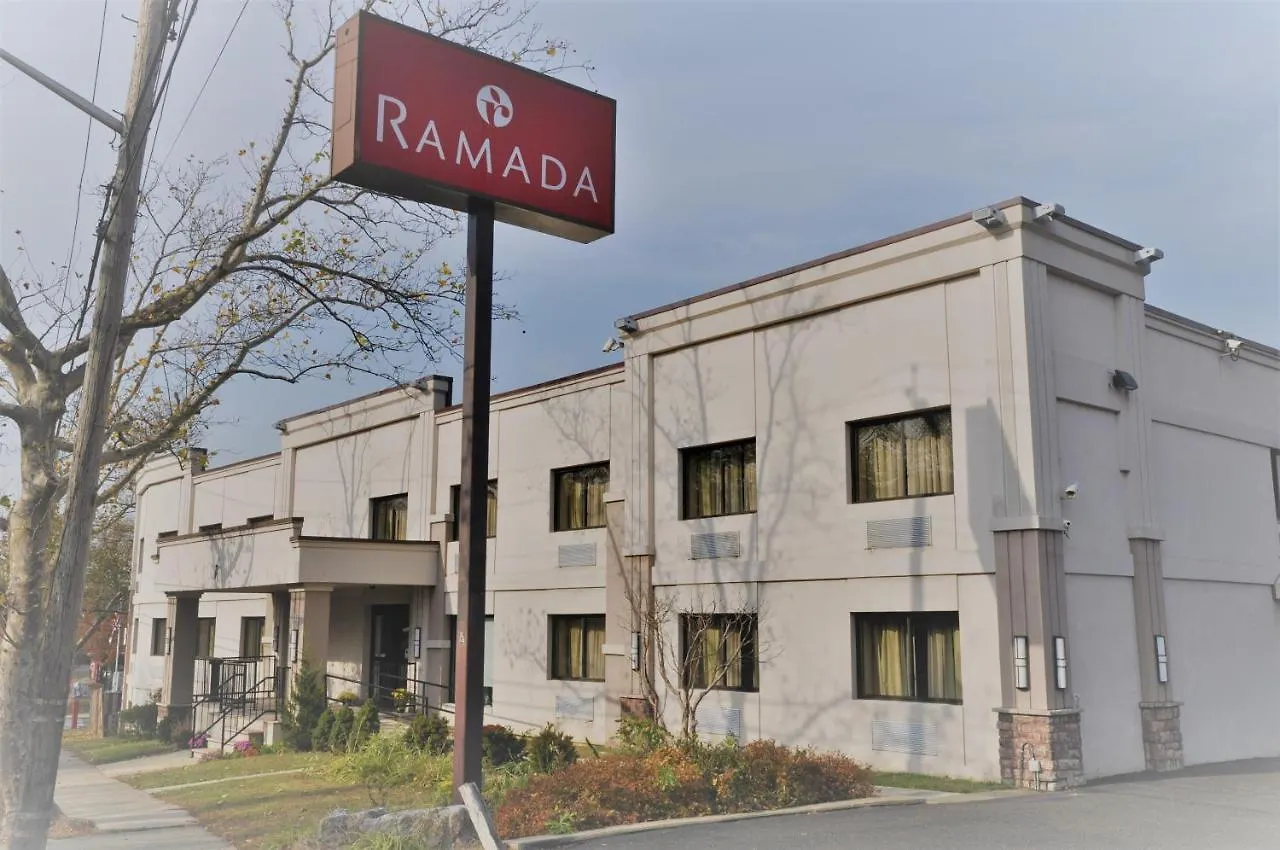 Hotel Ramada By Wyndham Staten Island New York
